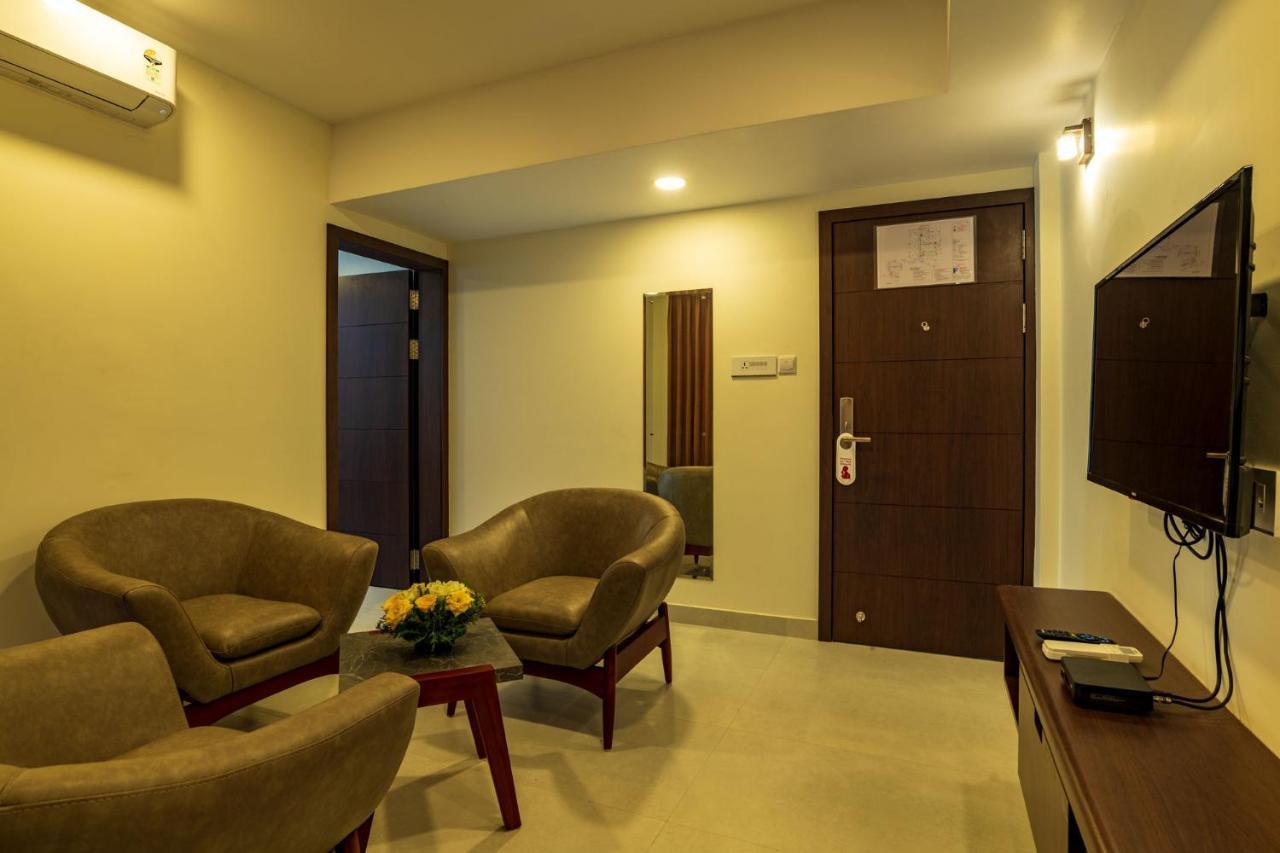 Arctic Hotel Kochi Ngoại thất bức ảnh