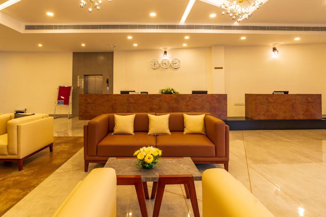 Arctic Hotel Kochi Ngoại thất bức ảnh